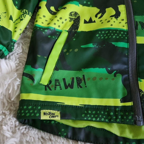 Boys Western Chief raincoat-Dinosaur like new condition 3t - Picture 2 of 10